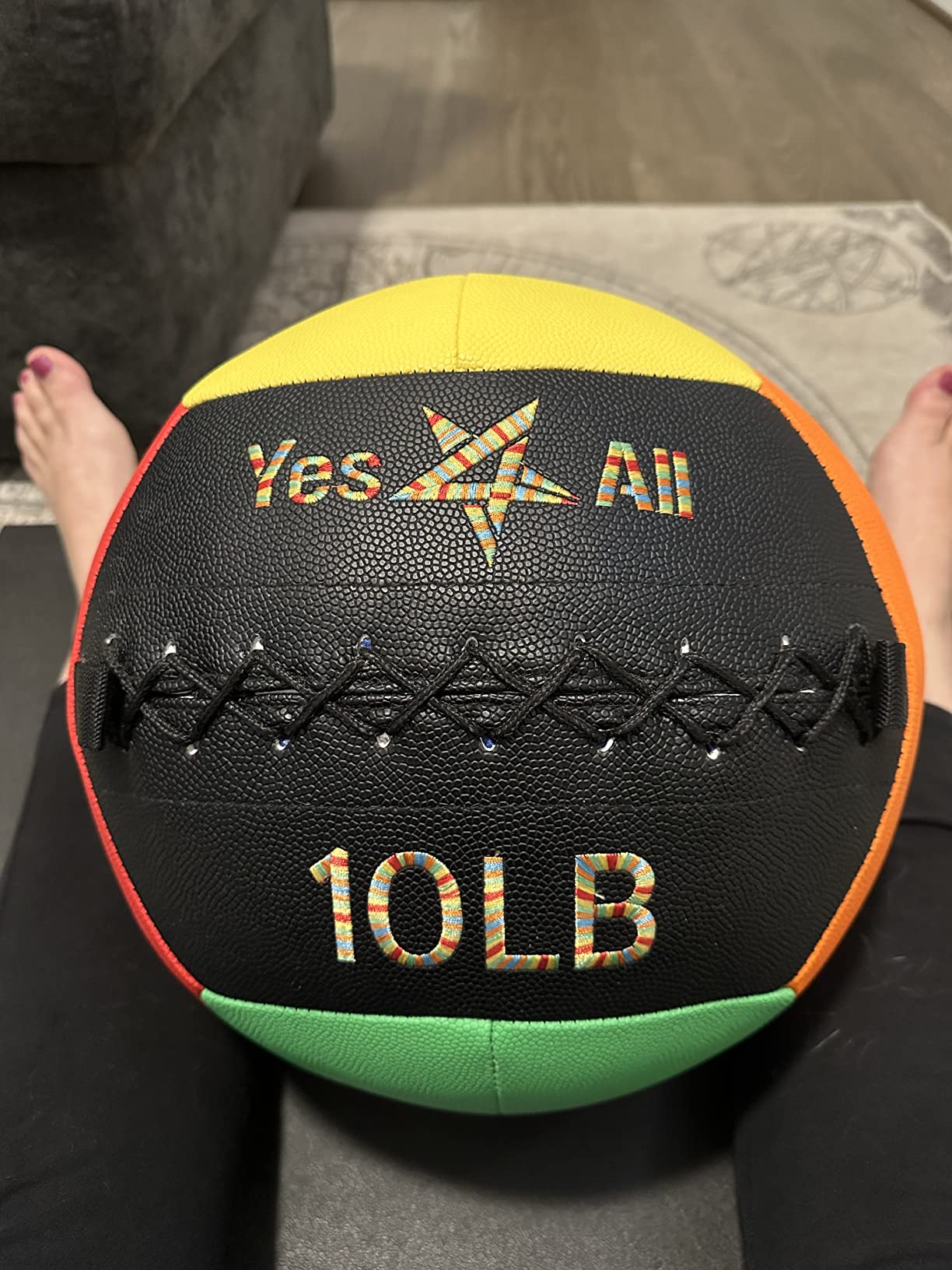 Yes4All Wall Ball, Soft Leather Weighted Iron Sand Ball for Dynamic Multifunctional Exercise, 6 LB - 30 LB customer photo 1