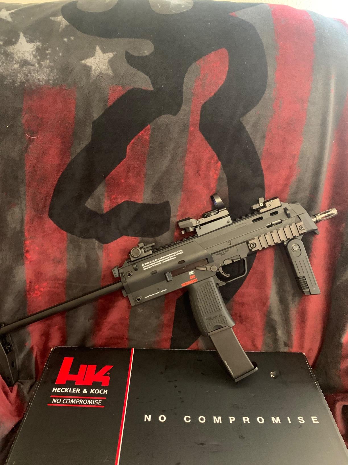 Elite Force HK Heckler & Koch MP7 GBB Automatic 6mm BB Rifle Airsoft Gun customer photo 1