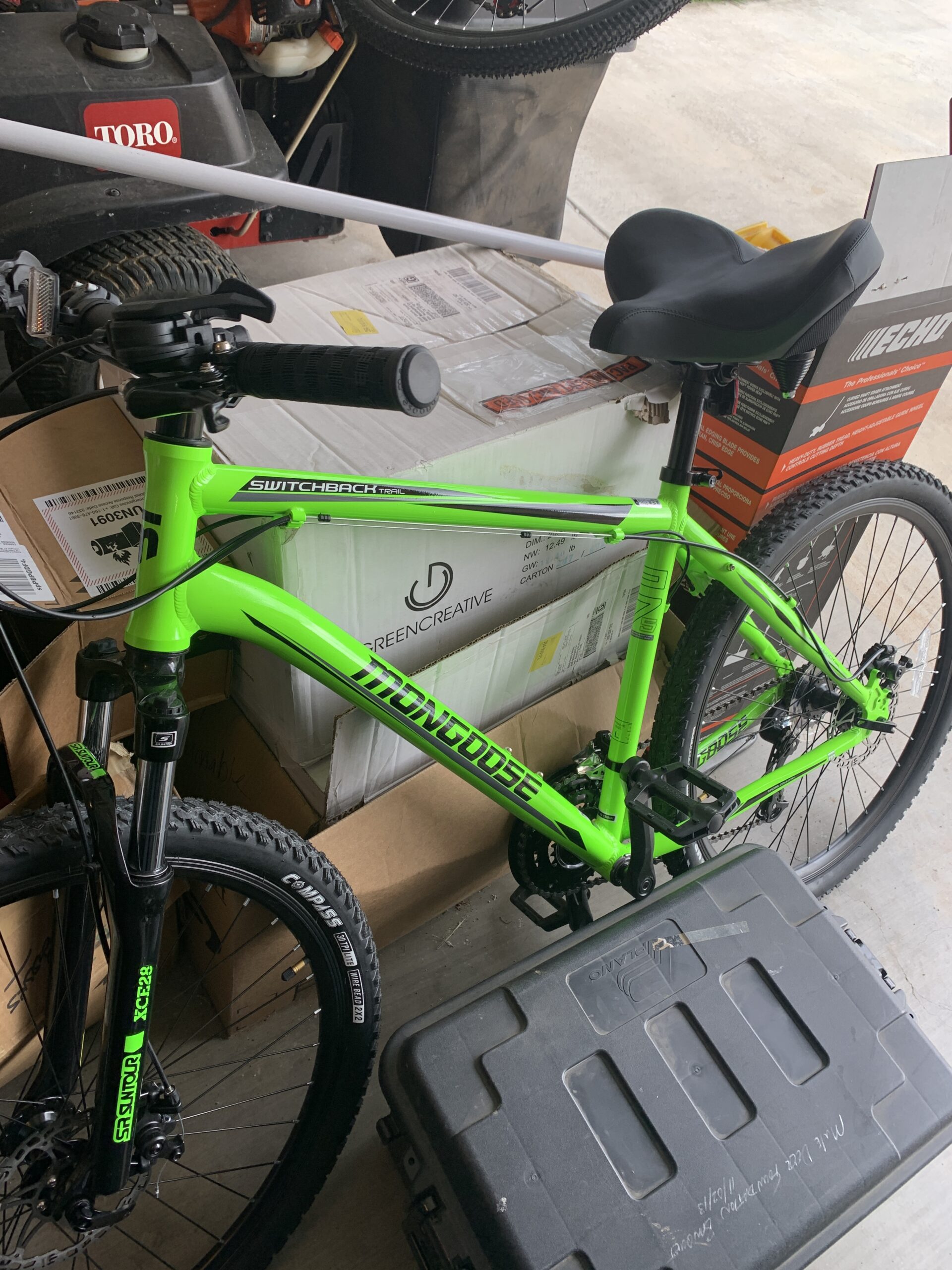 Mongoose Switchback Comp Expert Sport Trail Mountain Bike for Adult Men Women, 16/18/21-Speed Options, 27.5-Inch Wheels, Disc Brakes, Aluminum Frames, Hardtail Bicycles customer photo 1