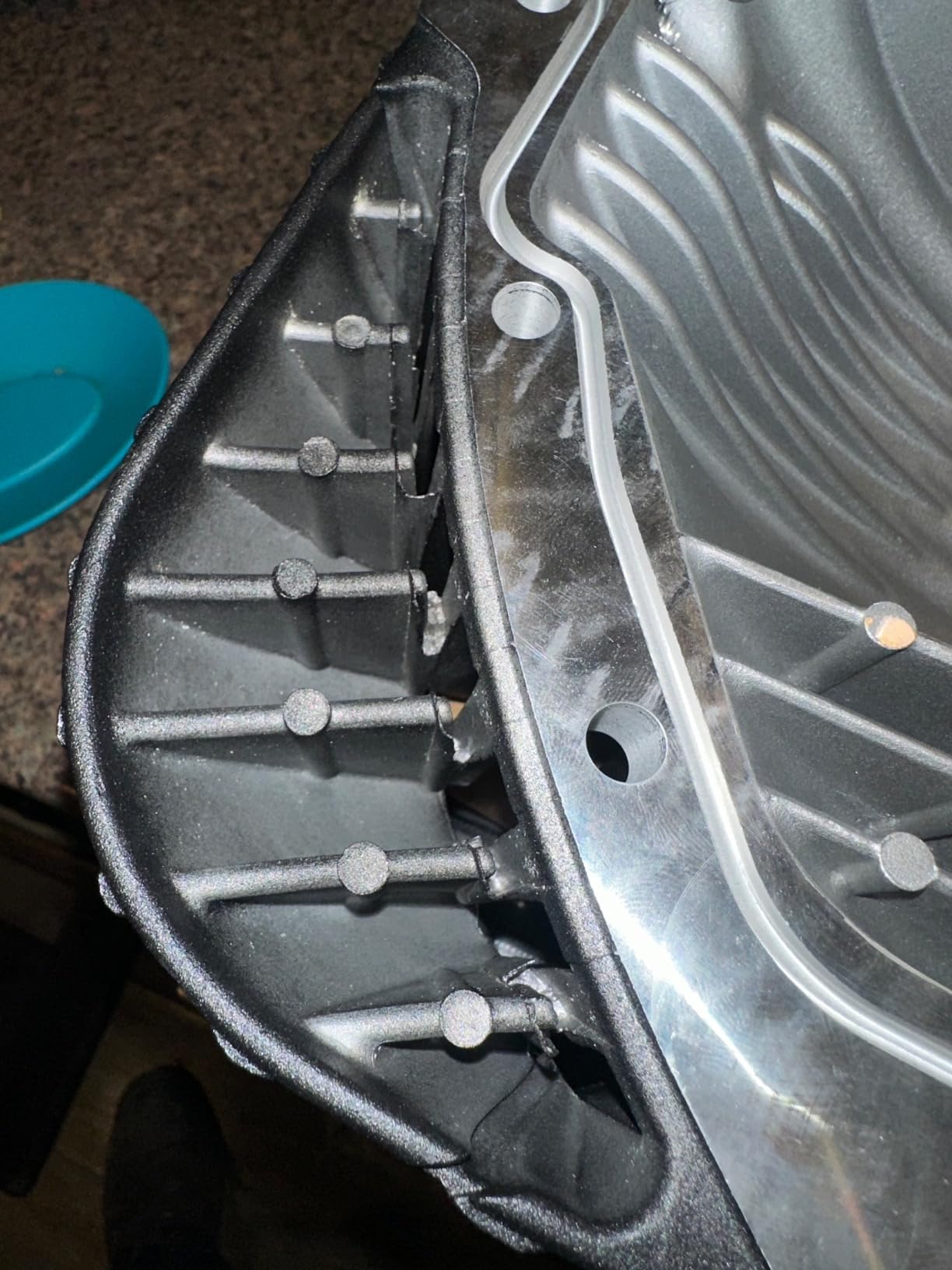 Banks Power - 01-18 GM/RAM Black Differential Cover Kit 11.5/11.8-14 Bolt (19249) customer photo 1