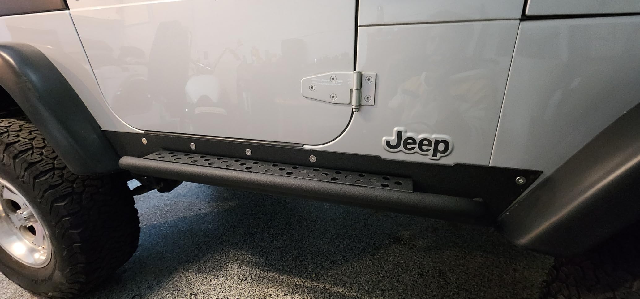 KUAFU Armor Rocker Guard Sliders Compatible with 1997-2006 Wrangler TJ Steel Running Board Side Step Nerf Bar customer photo 1