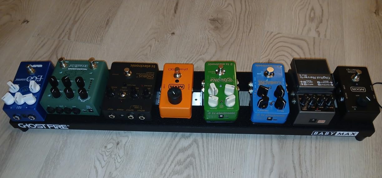 Ghost Fire Guitar Pedal Board Aluminum Alloy 3.3lb Effect Pedalboard 22''x12.5''with Carry Bag,V series (V-STANDARD 2.0) customer photo 1
