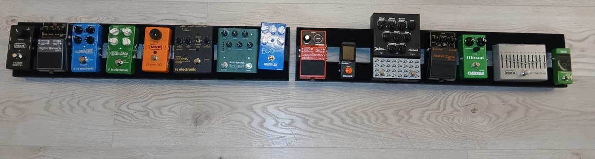 Ghost Fire Guitar Pedal Board Aluminum Alloy 3.3lb Effect Pedalboard 22''x12.5''with Carry Bag,V series (V-STANDARD 2.0) customer photo 2