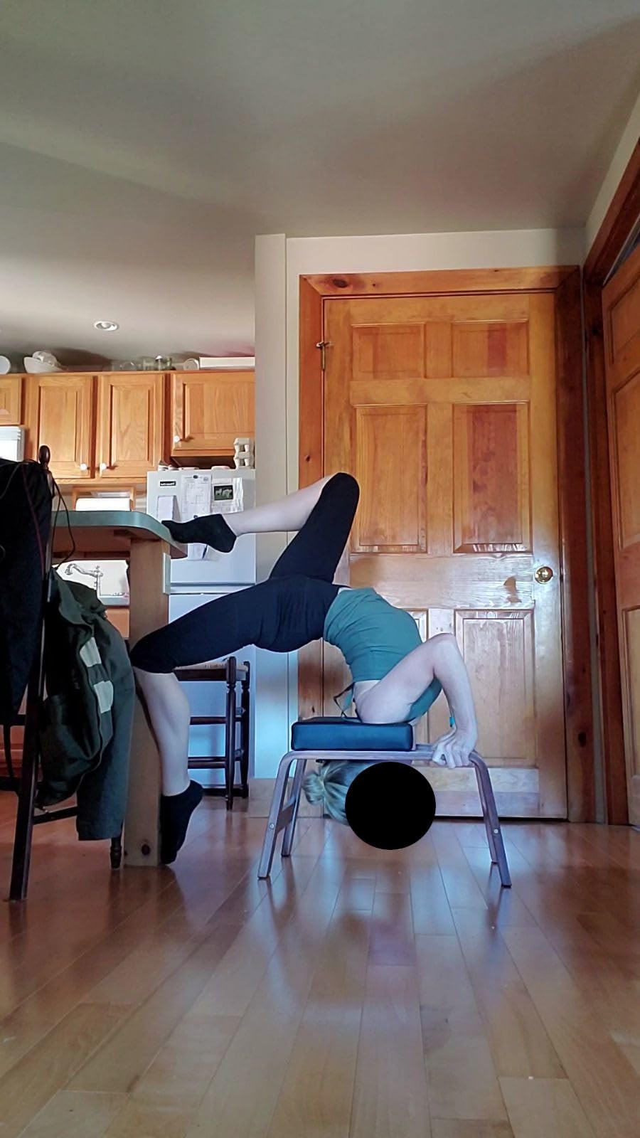 Yoga Inversion Bench- Headstand Bench for Home & Gym, Relieve Stress, Strengthen Core, Improve Sleep & Digestion (Two Resistance Bands For Free) customer photo 2