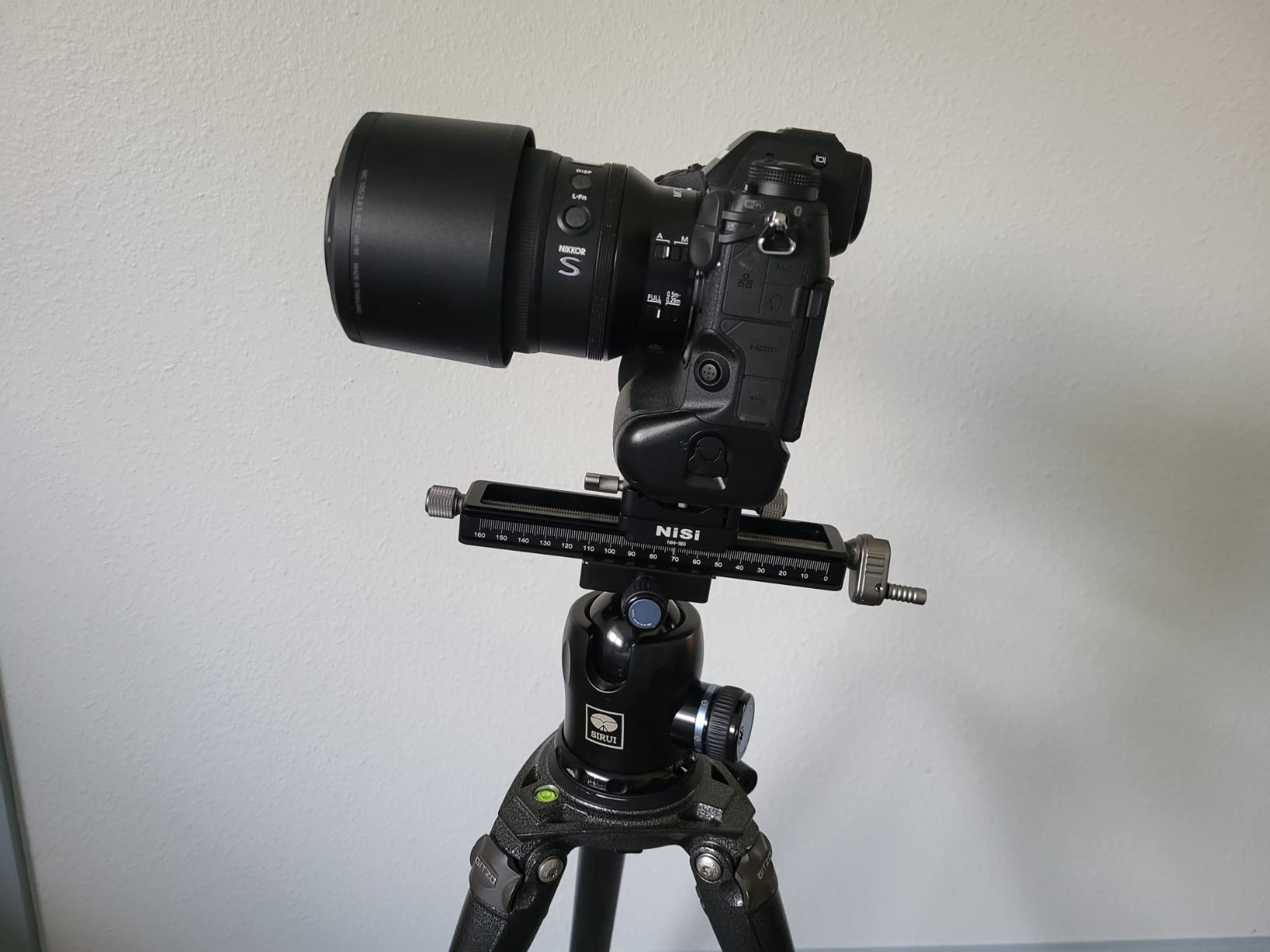 NiSi - NM-180S Macro Focusing Rail, Precision Focus Slider for Macro Photography, Universal Tripod Mounting, 360-Degree Rotating Clamp with Quick-Release Plate, Detachable Feet, Arca-Swiss Compatible customer photo 1