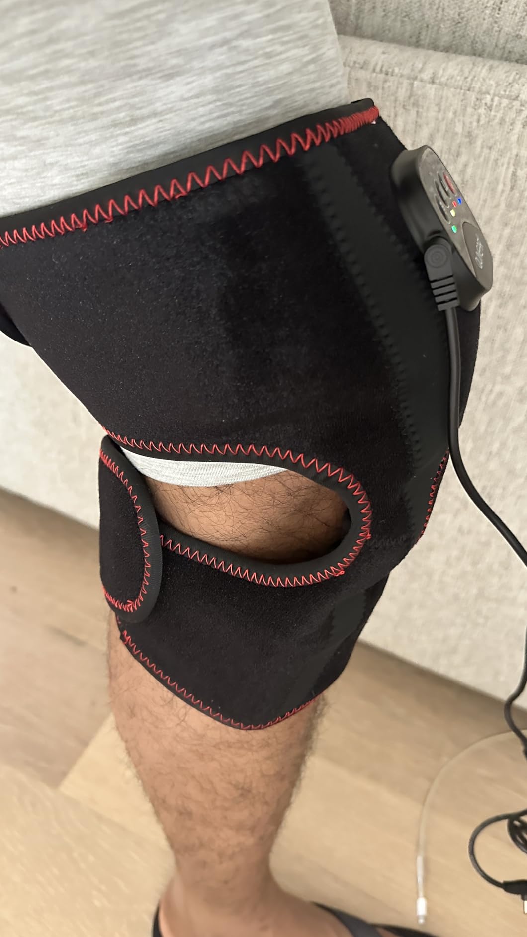 QUINEAR Air Compression Knee Massager with Heat, Knee Brace Wrap for Arthritis Pain Relief, Heating Pad for Knee for Circulation and Pain Relief, 3 Modes & 3 Intensities customer photo 1