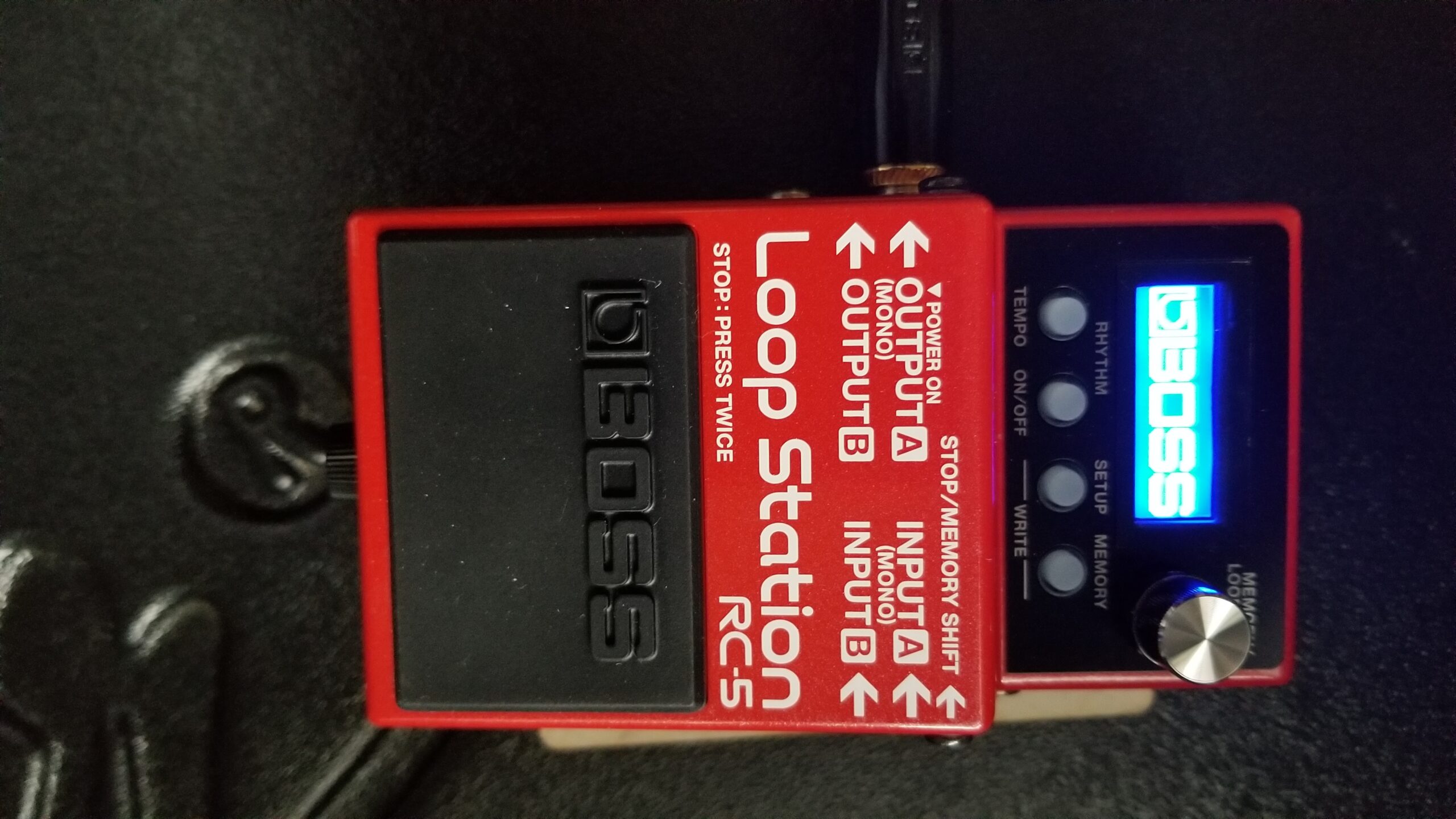 BOSS RC-5 Loop Station | Advanced Looping Features in a Compact Pedal | 32-Bit AD/DA and 32bit Floating-Point Processing | 13 Hours Record Time | Multi-Color LCD | MIDI/IO & USB Connectivity customer photo 2
