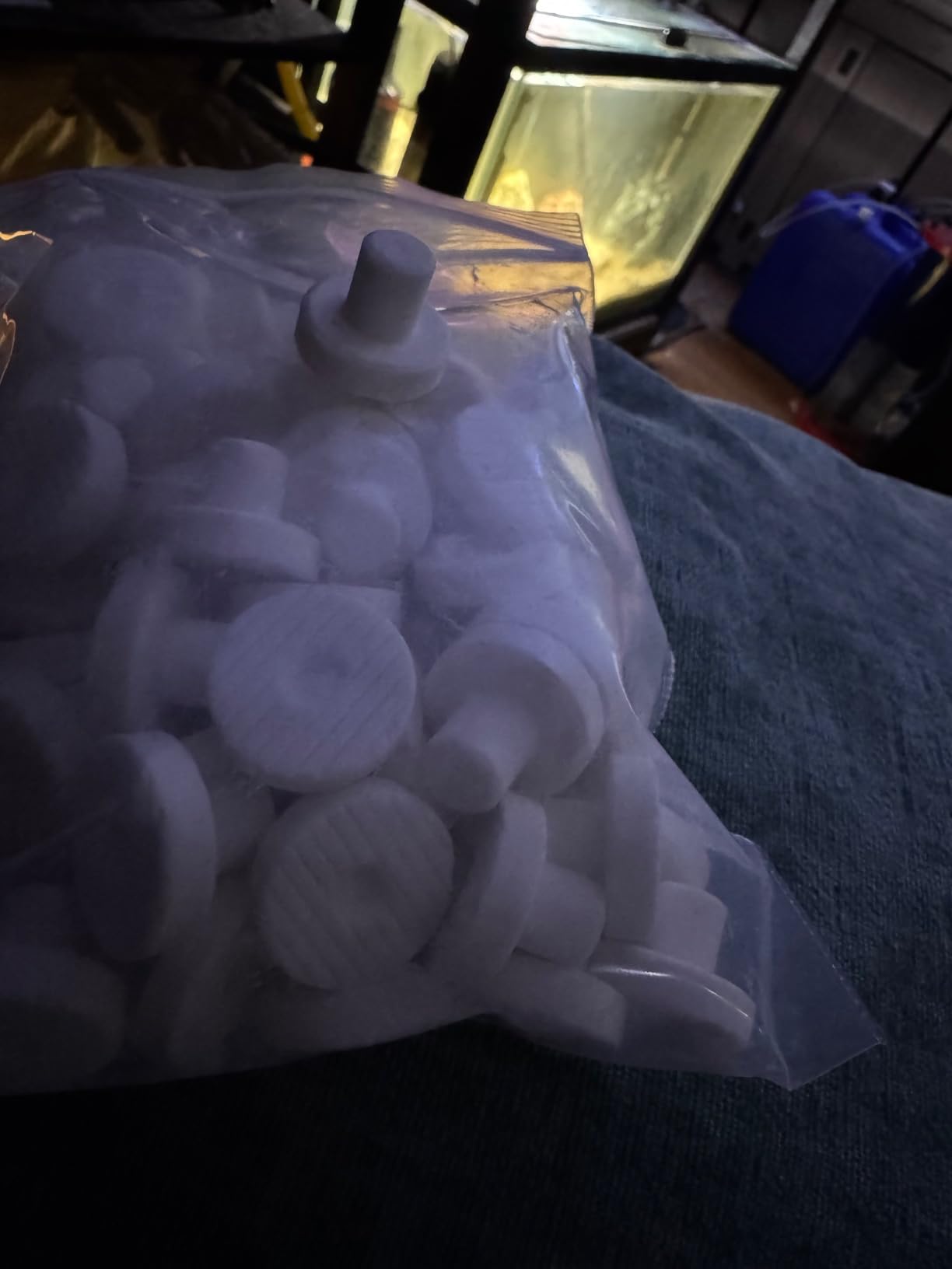 Ceramic Coral Frag Plugs 100 Pack Free Aquarium Glue for SPS LPS Tile (100 Plugs) customer photo 2