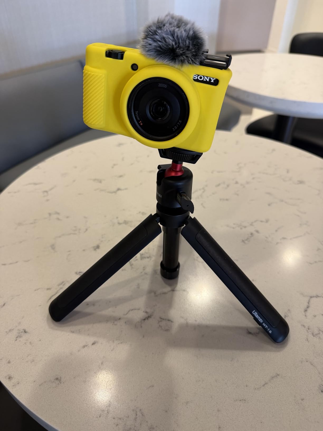 ULANZI MT-16 Extendable Mini Camera Tripod, 4 Levels Adjustment 360° Ball Head Cold Shoe Lightweight Portable Vlog Travel Selfie Stick Handle Grip Desktop Webcam Tripod for DSLR Action Camera customer photo 1