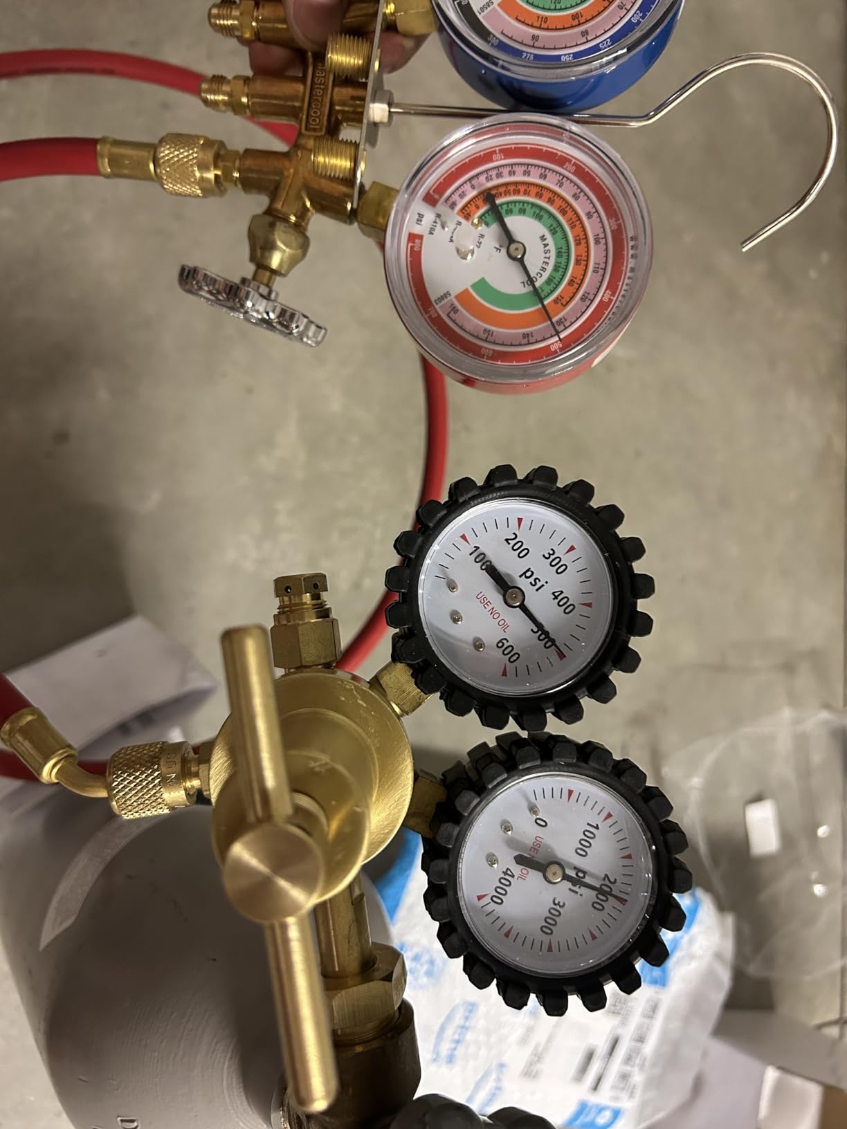 Nitrogen Regulator 0-600PSI CGA580 Inlet, 1/4-Inch Male Flare Outlet Connection, Heavy-Duty Handle, Self-reseating Relief Valve, Nitrogen Tank Regulator customer photo 2