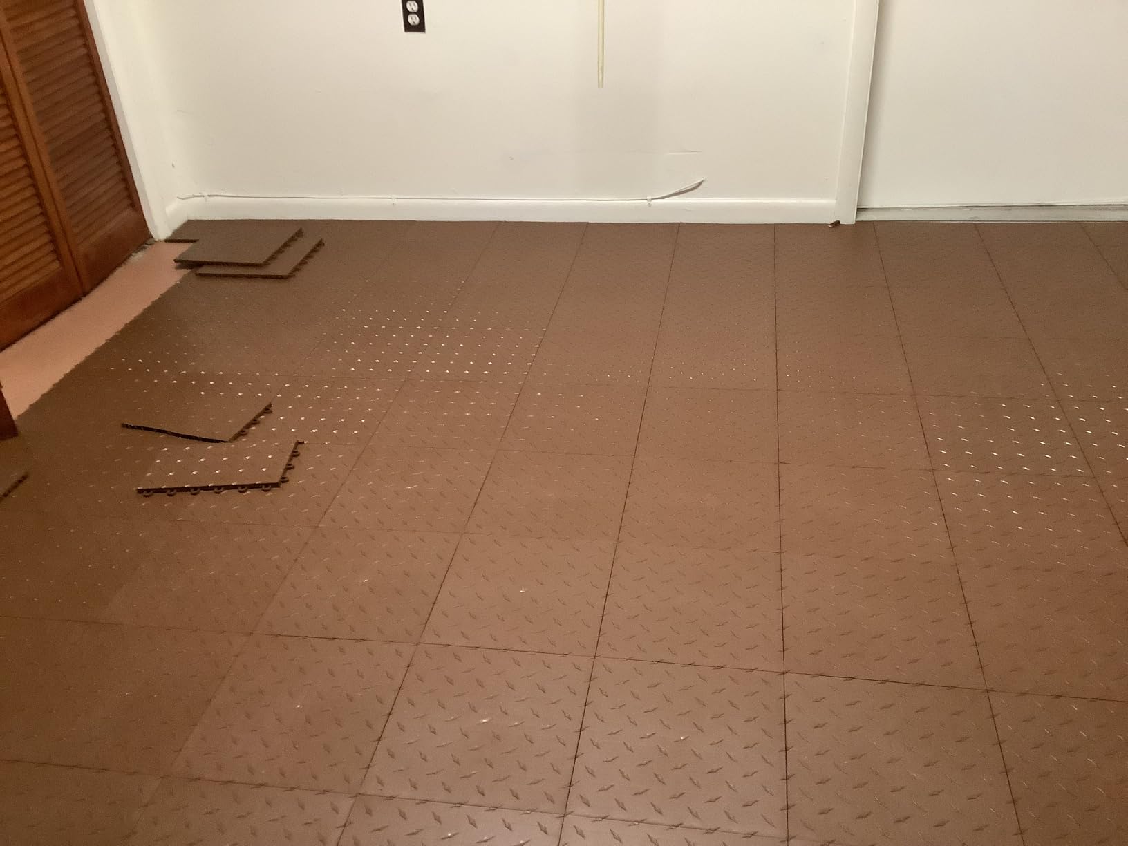 Speedway Diamond Interlocking Garage Floor Tiles 12 x 12 x 0.5 in, Black, 50 Piece Set customer photo 2