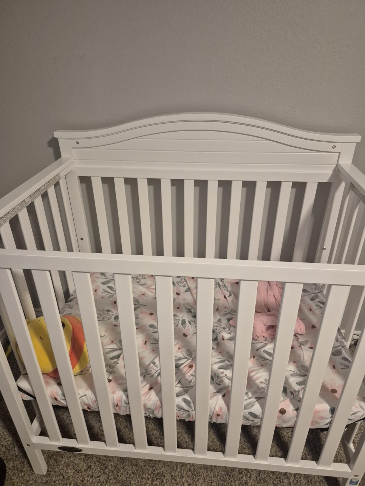 Graco Stella 4-in-1 Convertible Mini Crib with Bonus Mattress - Includes Bonus 2.75 Inch Thick Mattress with Water-Resistant Cover, Converts to Twin Bed, Ideal Crib for Small Spaces (White) customer photo 1