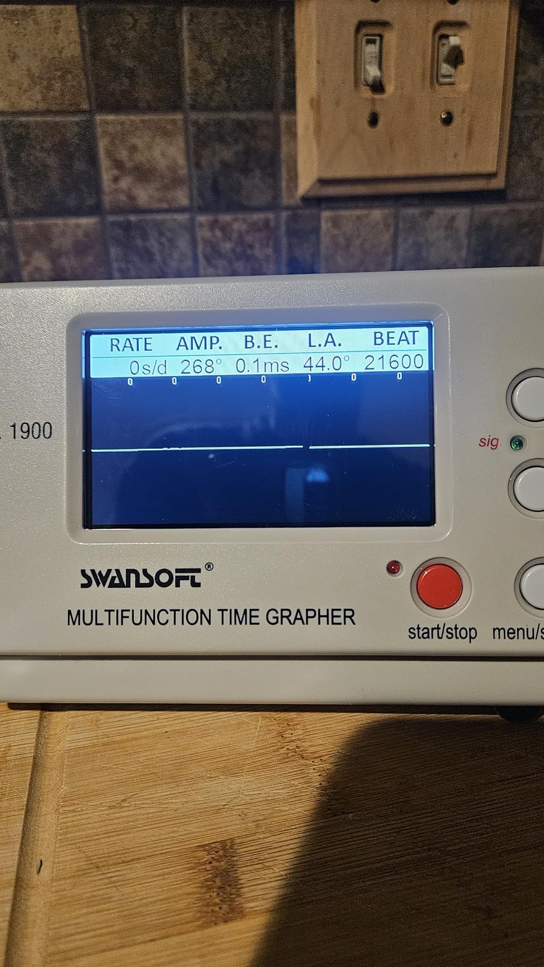 SWANSOFT Timegrapher No.1900, Multifunctional Watch Tester, Watch Timing Machine for Watchmaker, Watch Calibration Tool with LCD Screen customer photo 1