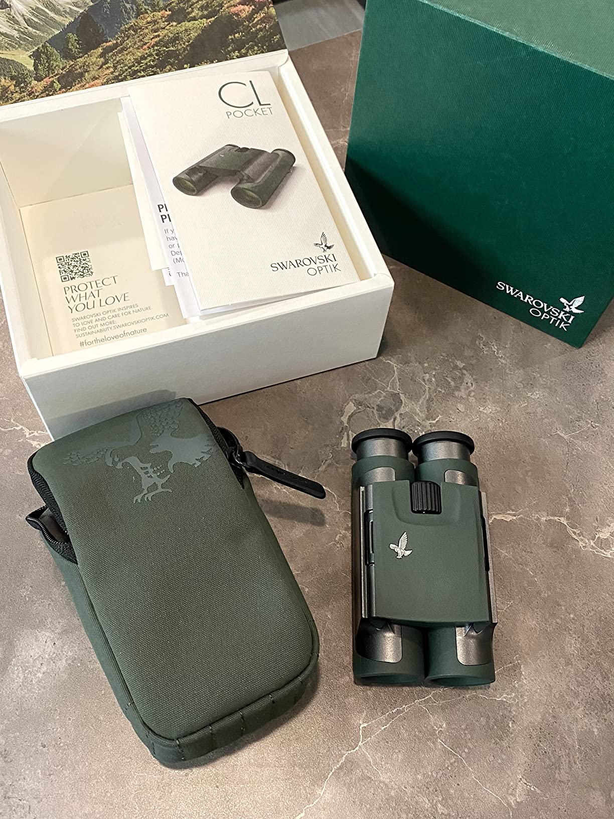 Swarovski OPTIK 8x25 CL Pocket Binoculars with Twist-in Eyecups and Large Field of View (Green, Wild Nature Field Bag) customer photo 2
