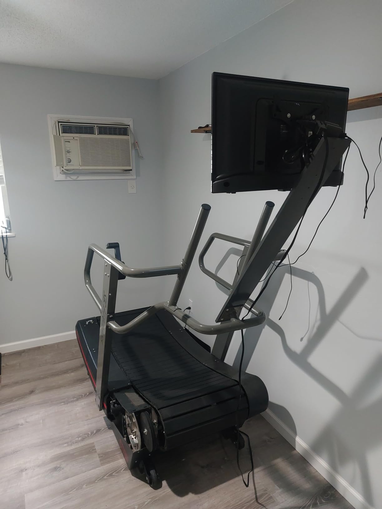 SB Fitness Equipment CT700 Self Generated Manual Curved Commercial Treadmill with 8 Resistance Levels for Sprinting and Sled Push w/ 19