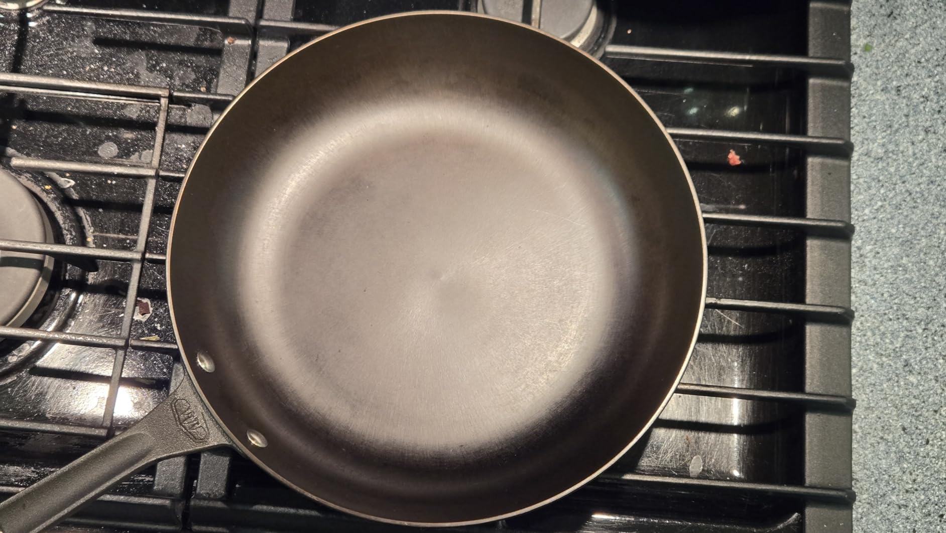 GSI Outdoors Guidecast 10-Inch Cast Iron Frying Pan customer photo 1