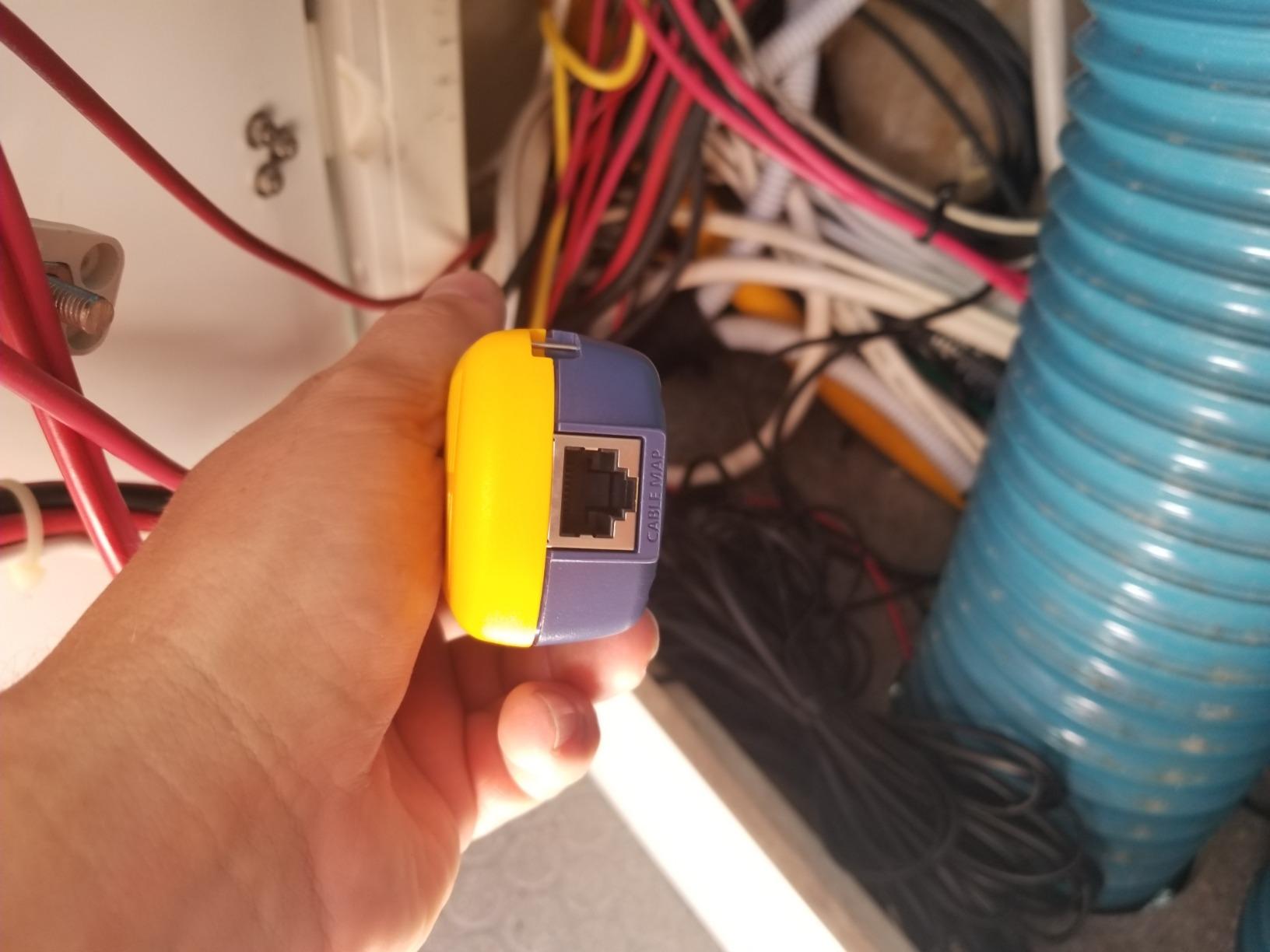 Fluke Networks LIQ-KIT LinkIQ Cable + Network Tester Kit customer photo 2
