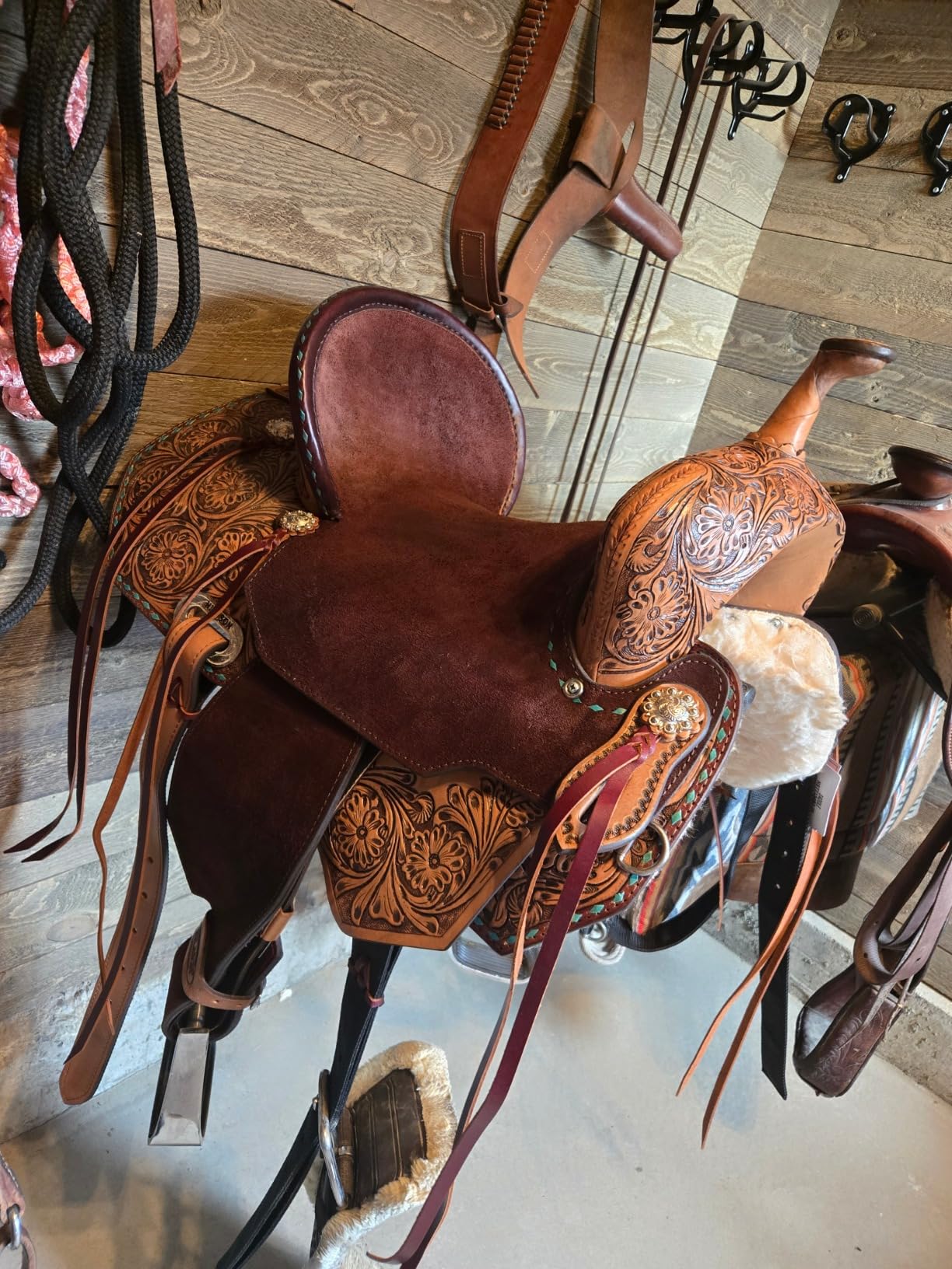 HILASON Flex Tree Western Horse Saddle in American Leather Barrel Trail customer photo 2