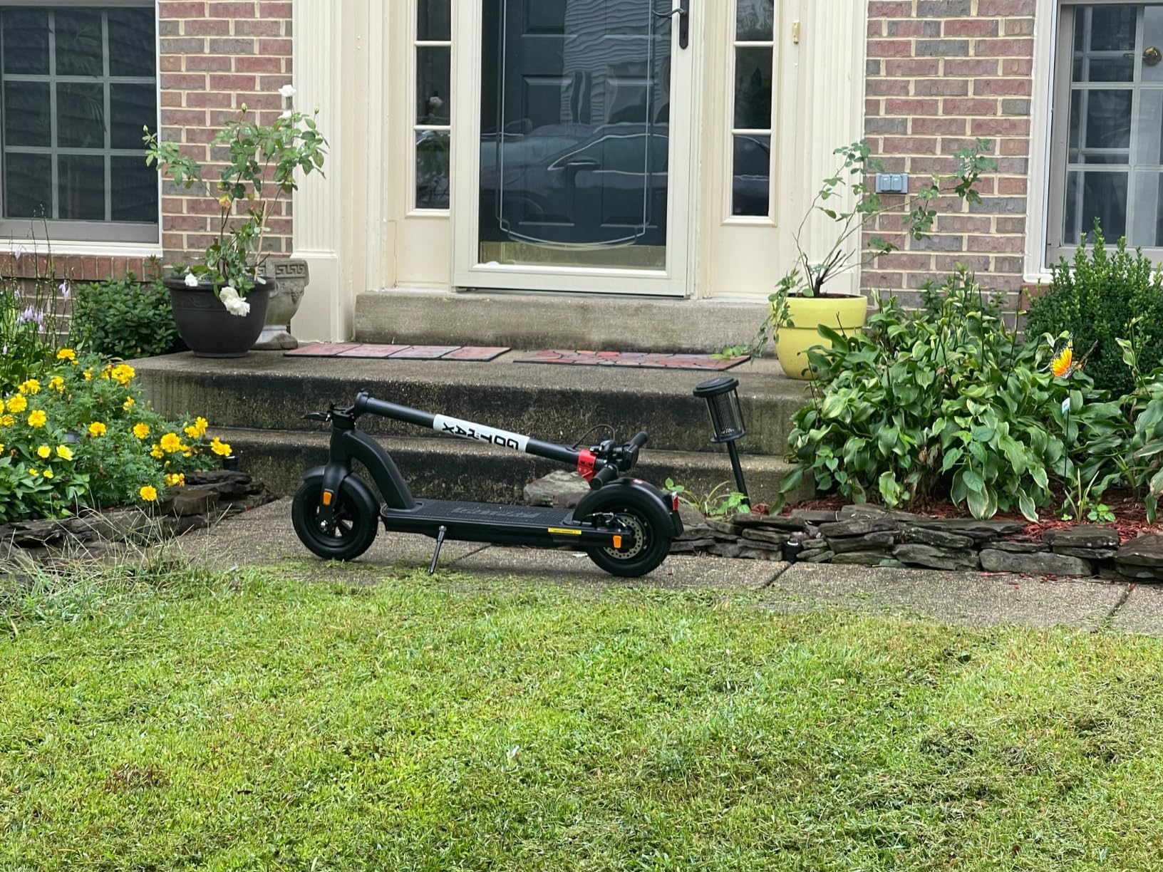 Gotrax Electric Scooter for Adults, Max 25/28 Mile Range, 10.4/12Ah Big Capacity Battery, 10