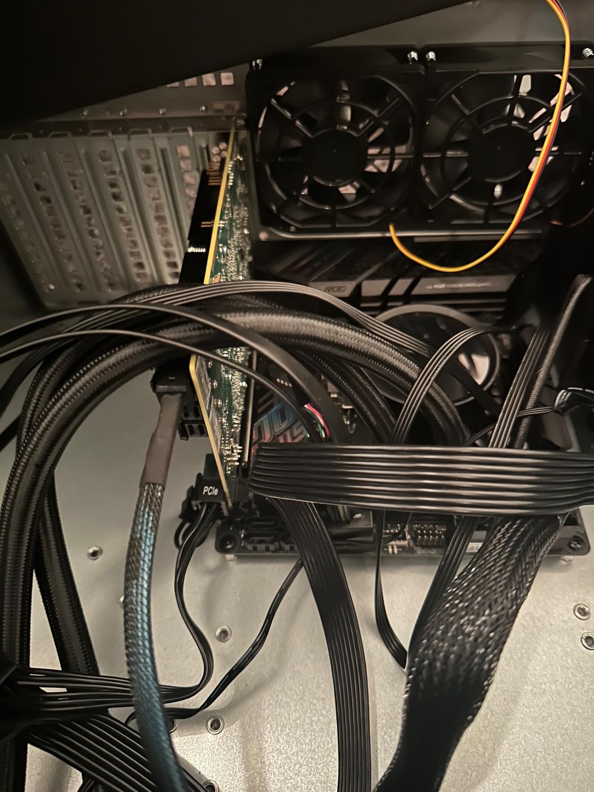 4U Rackmount Server Case Chassis with 24 Hot-Swappable SATA/SAS Drive Bays customer photo 1