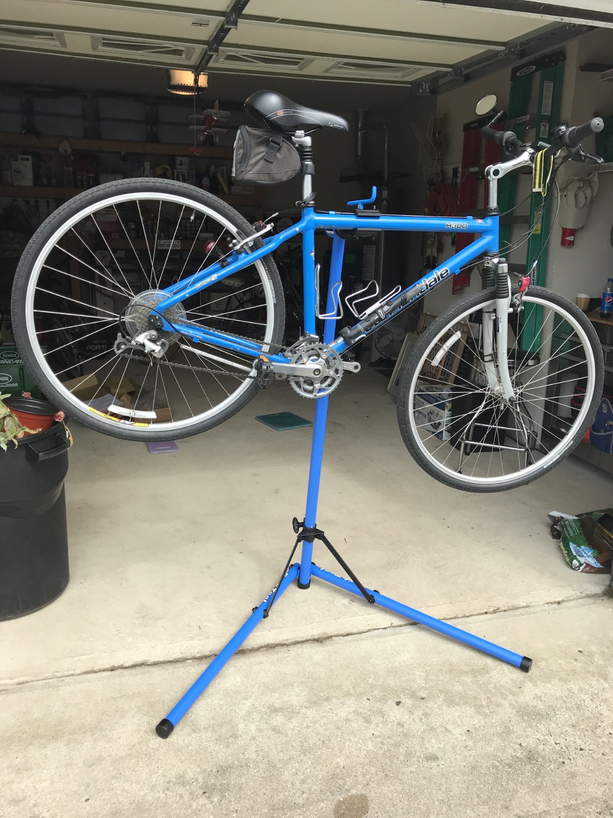 Park Tool PCS-9.3 - Home Mechanic Repair Stand customer photo 2