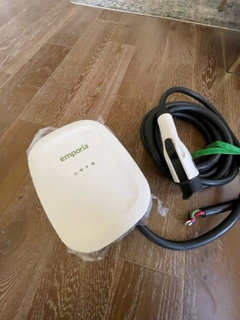 EMPORIA Level 2 EV Charger w/ J1772 Connector - 48 Amp, 240V WiFi Enabled Electric Vehicle Charging Station, 25ft Cable, NEMA 14-50, Black customer photo 1