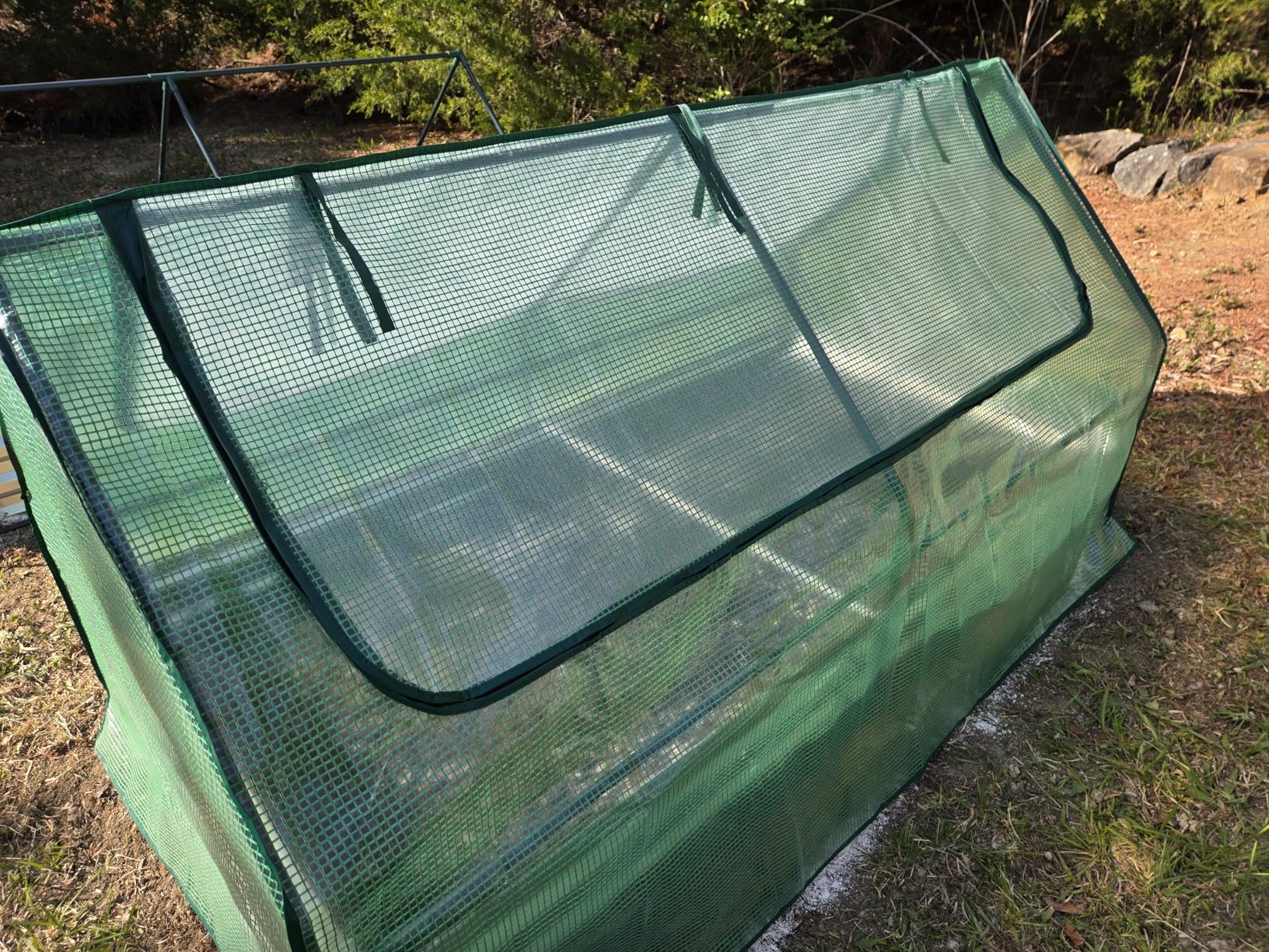 Quictent Raised Garden Bed with Cover Outdoor Galvanized Metal Planter Box Kit, w/ 2 Large Screen Windows Mini Greenhouse 20pcs T Tags 1 Pair of Gloves Included for Growing Vegetables 6x3x1ft (Clear) customer photo 1