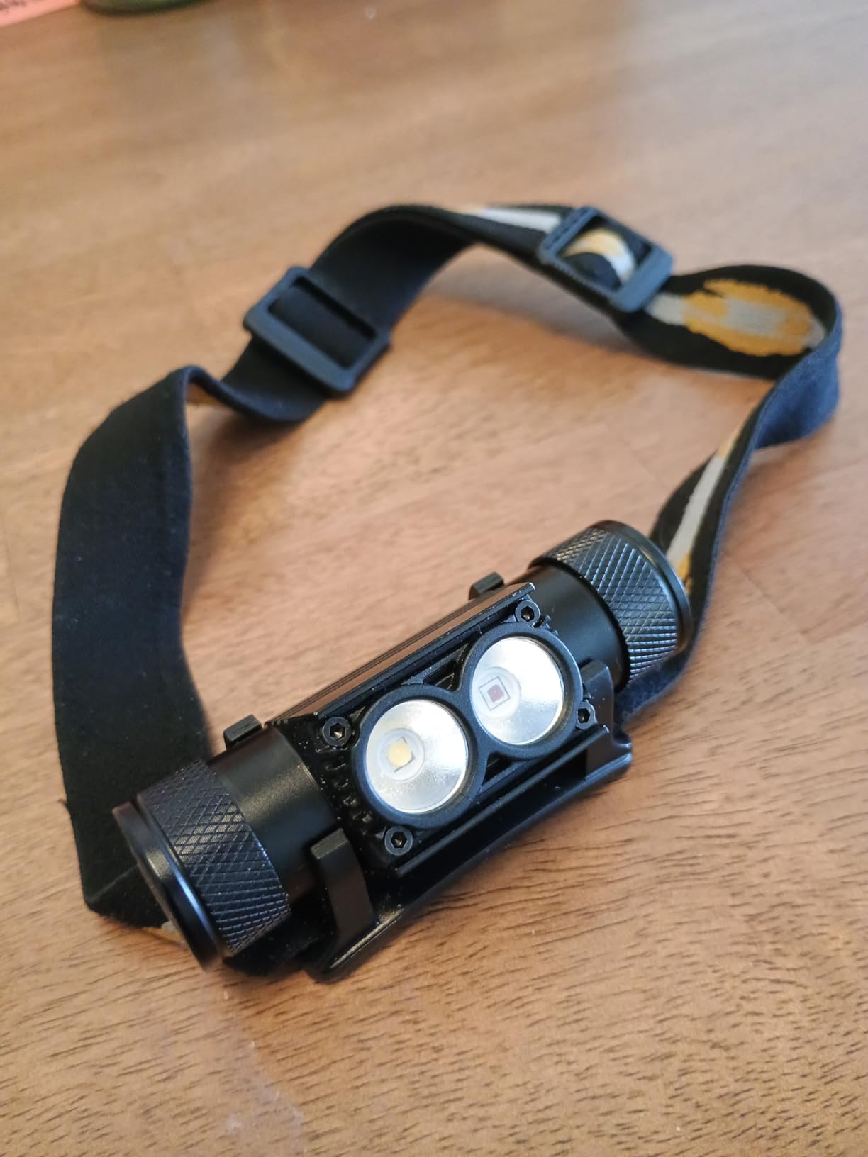 77outdoor LED Rechargeable Red Headlamp, H25LR / D25LR Powerful Lightweight Headlight with 90 High CRI Bright White Light and 660nm Deep Red Light, USB C Charging for Camping, Hiking, Hunting customer photo 1