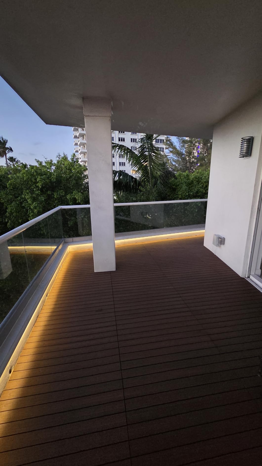 NewTechWood UltraShield Naturale 1 ft. x 3 ft. Quick Deck Outdoor Composite Deck Tile in Brazilian Ipe (15 sq. ft. Per Box) customer photo 1