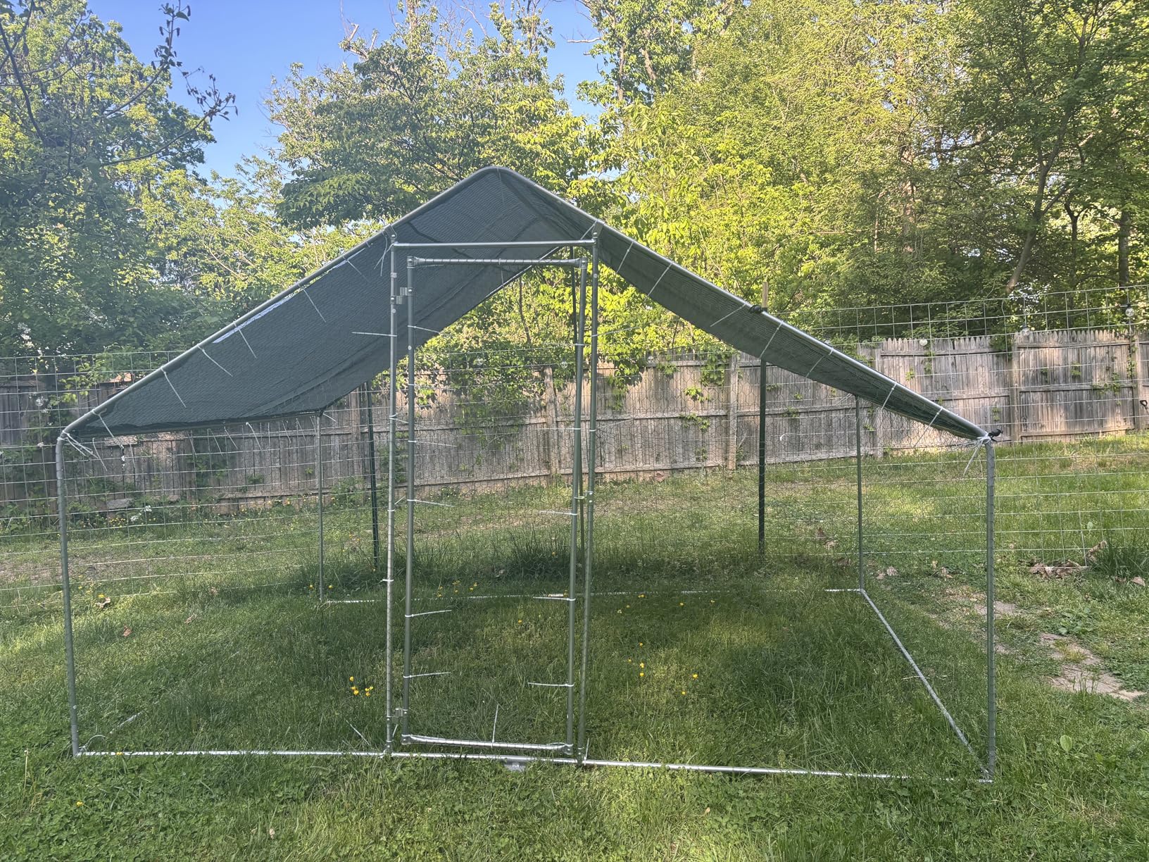 Large Metal Chicken Coop Round Top Upgrade Tri-Supporting Wire Mesh Chicken Run,Chicken Pen with Water-Resident and Anti-UV Cover,Duck Rabbit House Outdoor (Spire Roof 10' W x 6.6' L x 6.5' H) customer photo 1