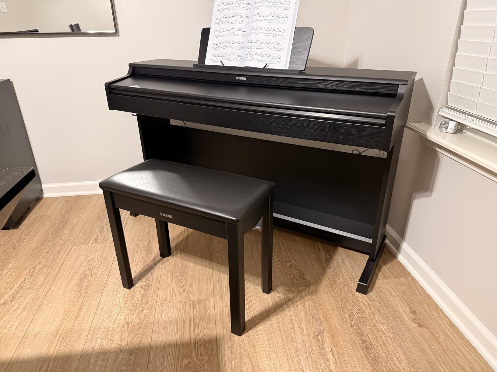 Yamaha Arius Series YDP145B 88-Key Weighted Action Upright Digital Piano, CFX Concert Grand Piano Voice, 3-Pedal Unit, Bench Included, Classic Upright Design, Black customer photo 1