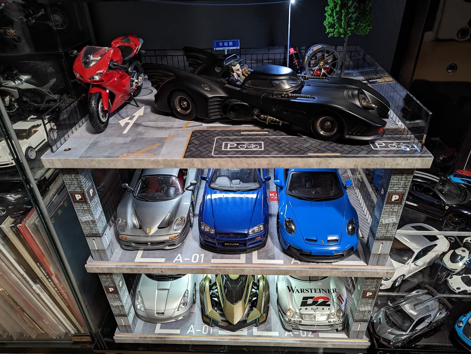 kivcmds 1:18 Scale 3-Tiers Model Car Display Case with Parking Lot Scene for Sports Car and Lego Models Collector, Display Stand for Alloy Car Toy with Light (3-Tiers Convenience Store Parking Lot) customer photo 2