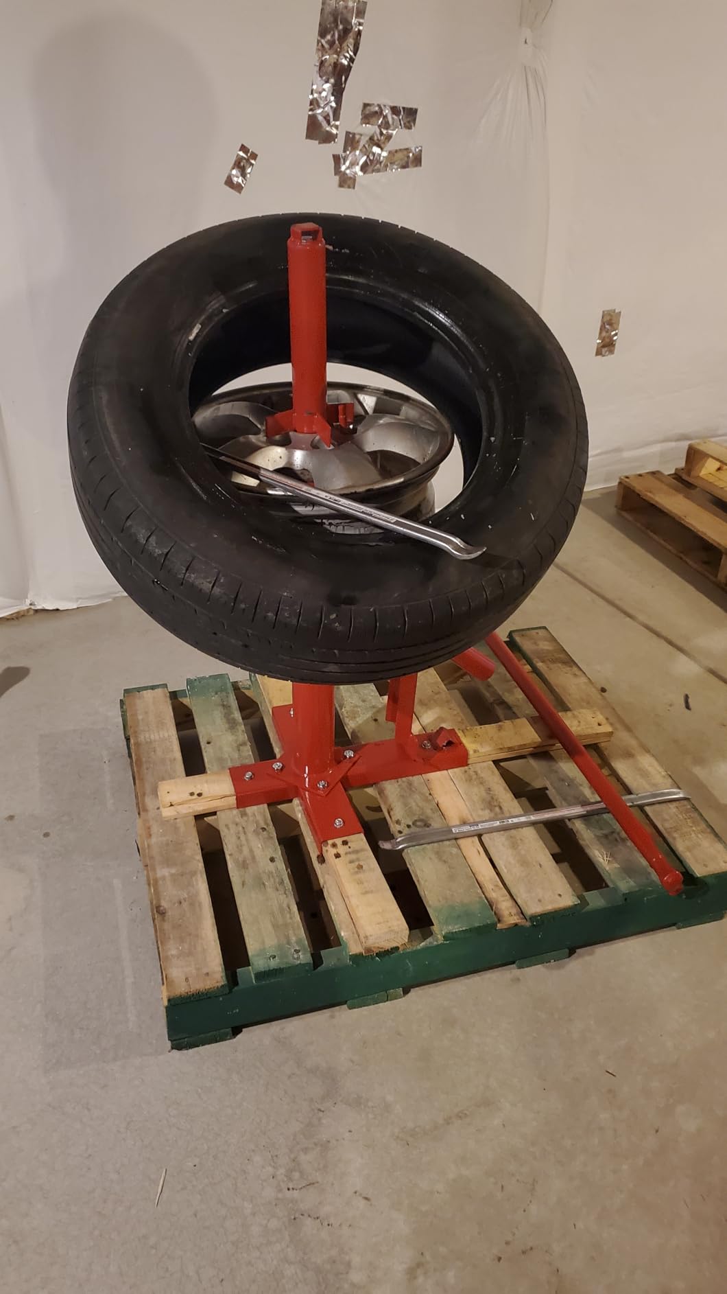 Olympia Tools Olympia Manual Tire Changer Base, Red, 75-378-101 customer photo 1