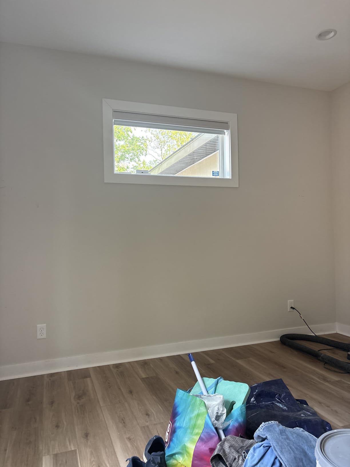 Motorized Roller Shade, 100% Blackout Smart Window Blinds Work with Homekit, Alexa, Google Home, Remote Control, Electric Blinds with USB/Solar Panel Charging, Linen White customer photo 1