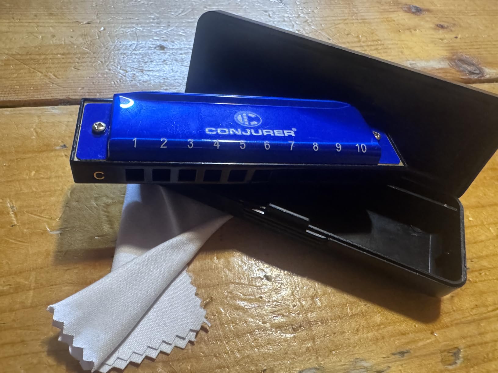 CONJURER Blues Harmonica for Students Adult Beginners 10 Hole Diatonic Harmonica Key of C, Metal Mouth Organ C Key Brass Reed with Case, Red customer photo 1