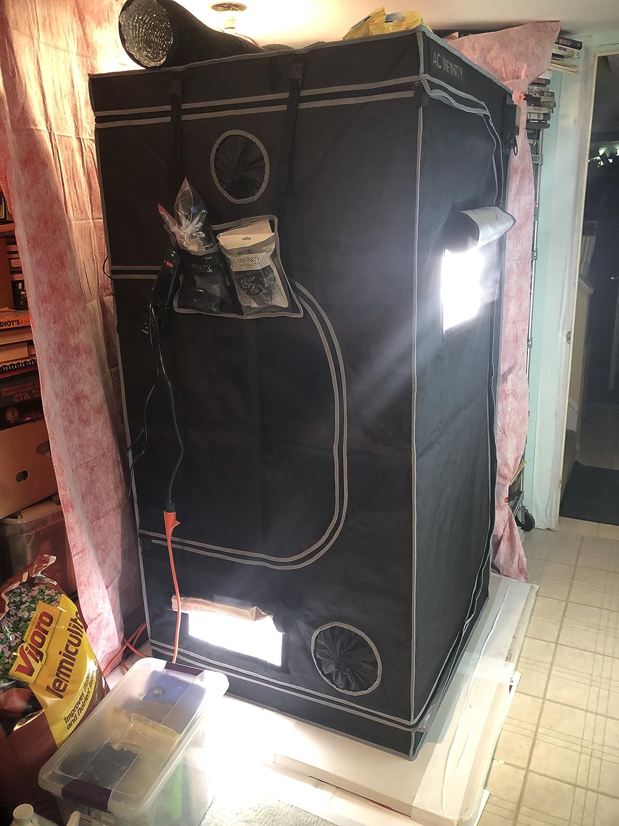 AC Infinity AI Grow System 3x3, 3-Plant Kit w/Self-Learning AI Controller, Dynamic Airflow & LM301H LED Lighting Control, 2000D Mylar Tent w/Lab Tested Reflectivity, Largest Zippered Window customer photo 2