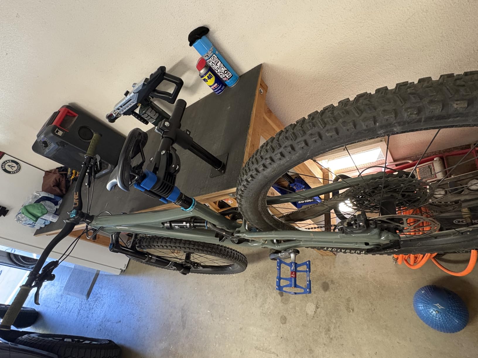 ROCKBROS Bike Repair Stand - Wall/Bench Mount, 44 lbs Capacity | Fits 30-75mm Tubes, Quick Release Clamp, Non-Slip Silicone Protects Paint customer photo 1