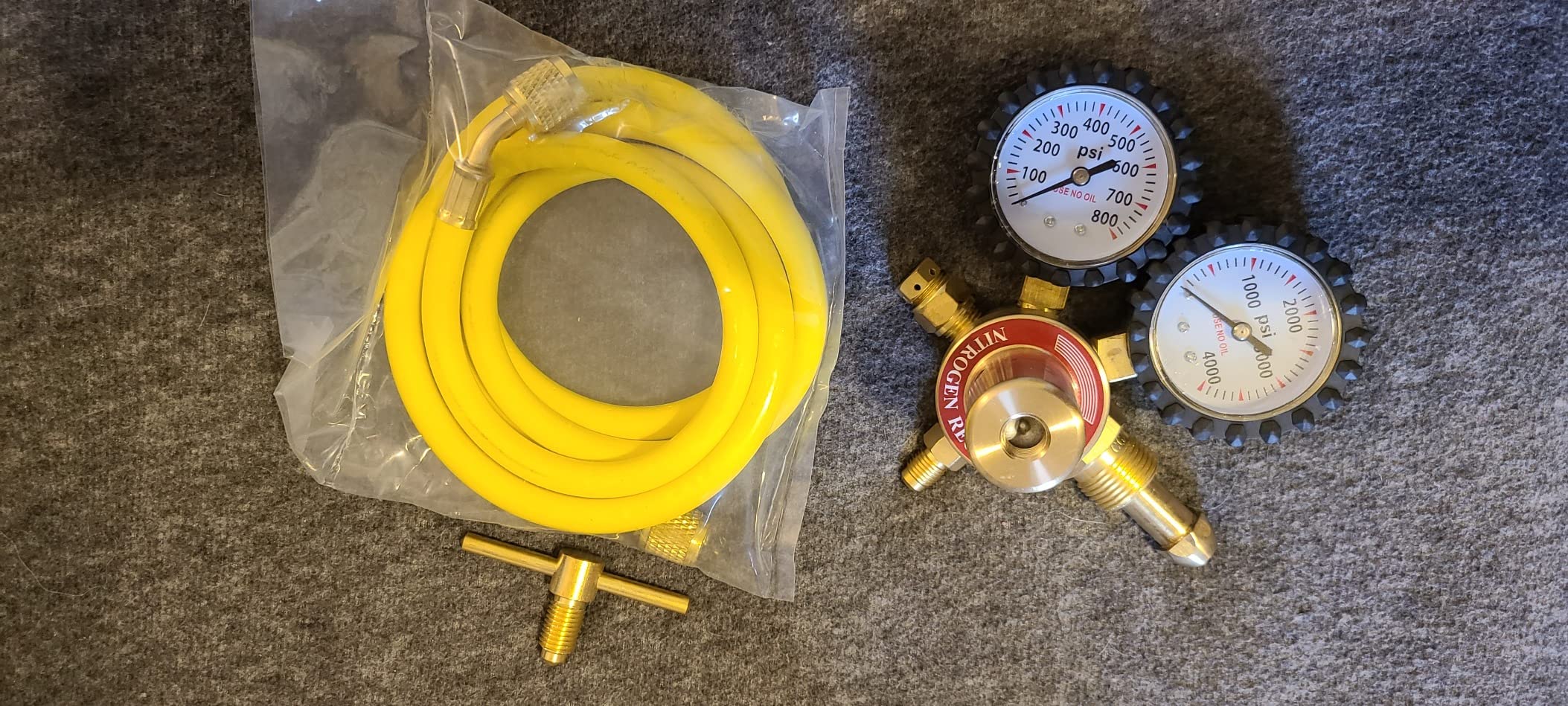 RX WELD Nitrogen Regulator, 0-800 PSI, CGA580 Inlet, 1/4