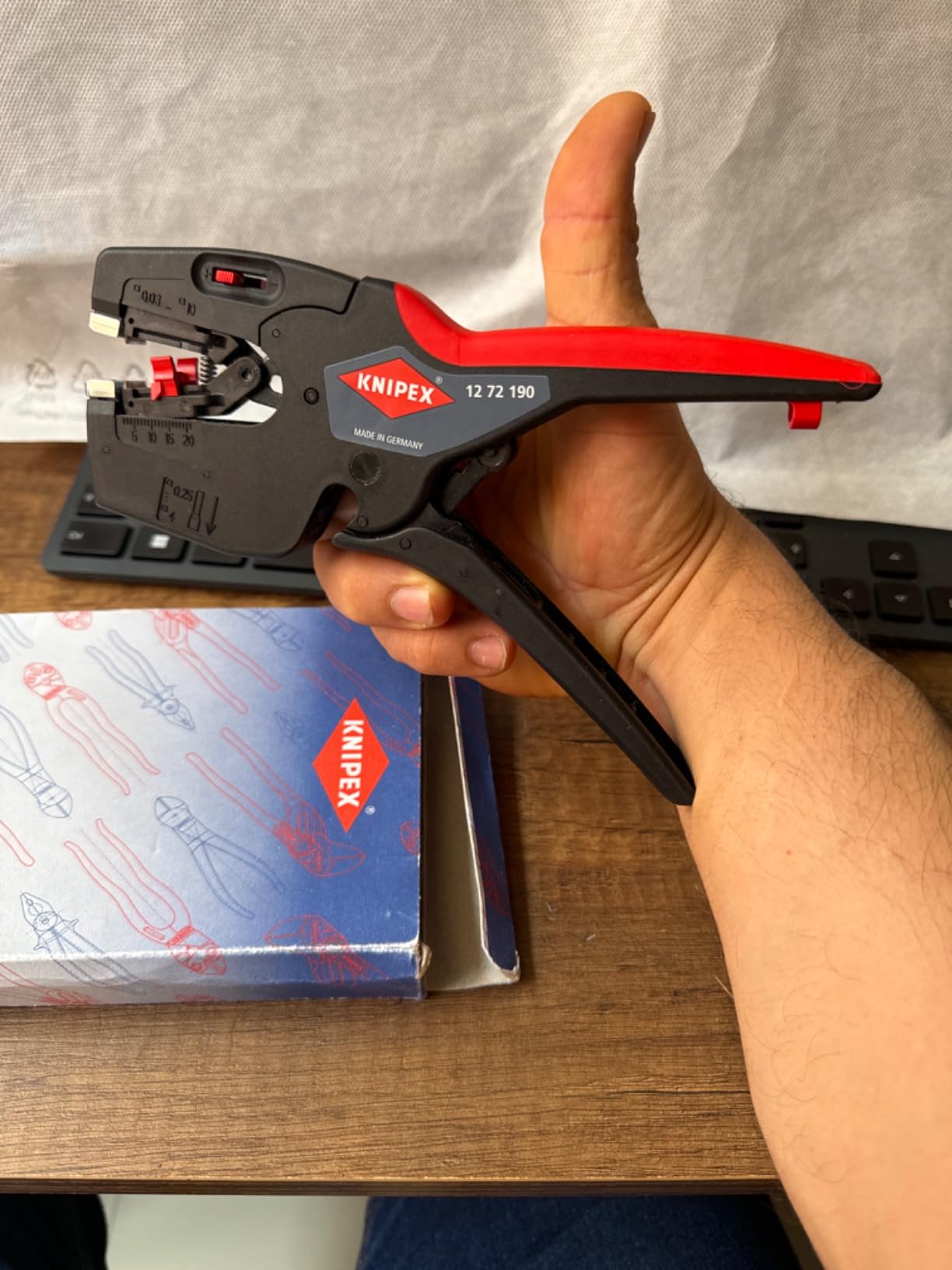 Knipex NexStrip Multi-Tool for Electricians with non-slip plastic grips 190 mm 12 72 190 customer photo 1