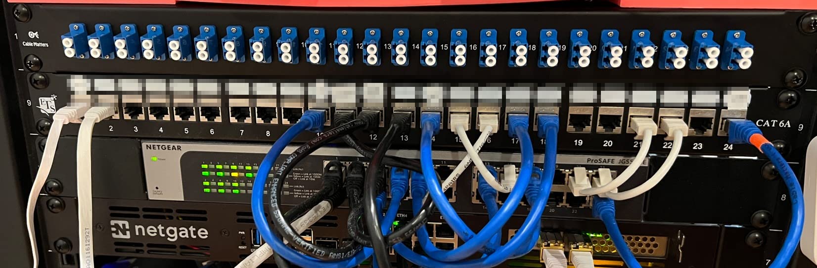 Cable Matters 1U Fiber Patch Panel with 48 Fiber LC to LC OS2 Single Mode Optic Connectors customer photo 2