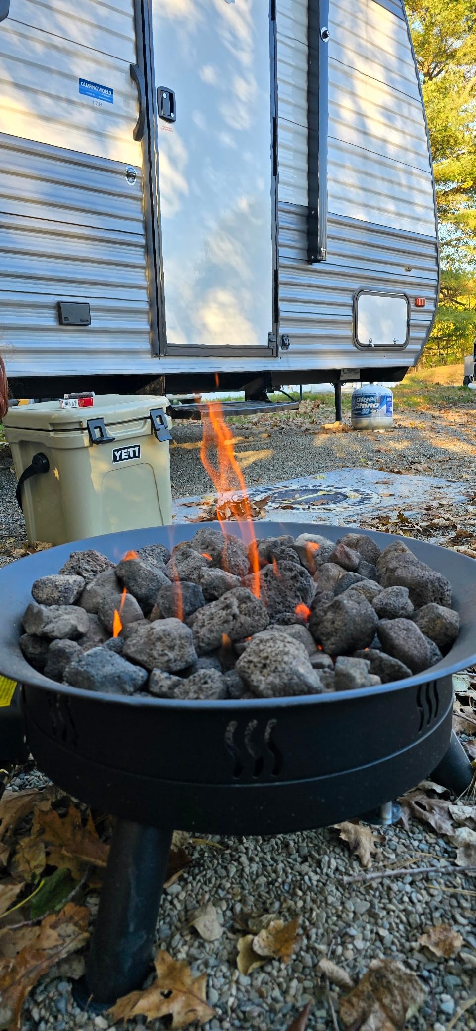 TLSUNNY 24'' Propane Fire Pit, 58,000 BTU Portable Smokeless Firebowl with Self Igniter,Cover,Lava Rocks,Gas Cylinder Holder for Camping customer photo 1