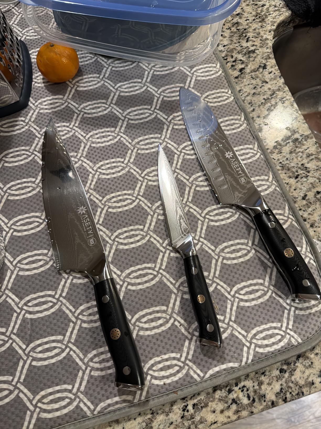 Damascus Knife Set 3 PCS: Japanese Kitchen Knives with VG10 Steel Core, Ultra-Sharp Professional Chef Knife Set, Full Tang G10 Handle, NSF Food-Safe, Elegant Box for Men Him Husband, Mothers Day customer photo 2