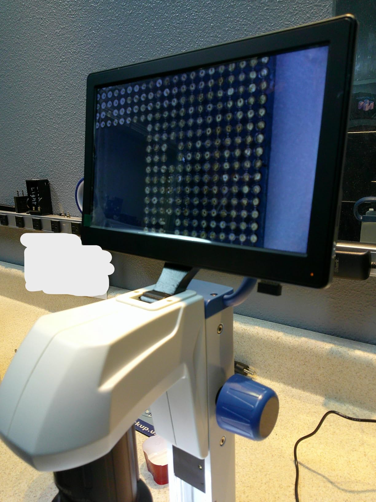 AmScope DM745 Series Digital Microscope for Industrial Inspection 0.7X-4.5X with 9-Inch Screen customer photo 1