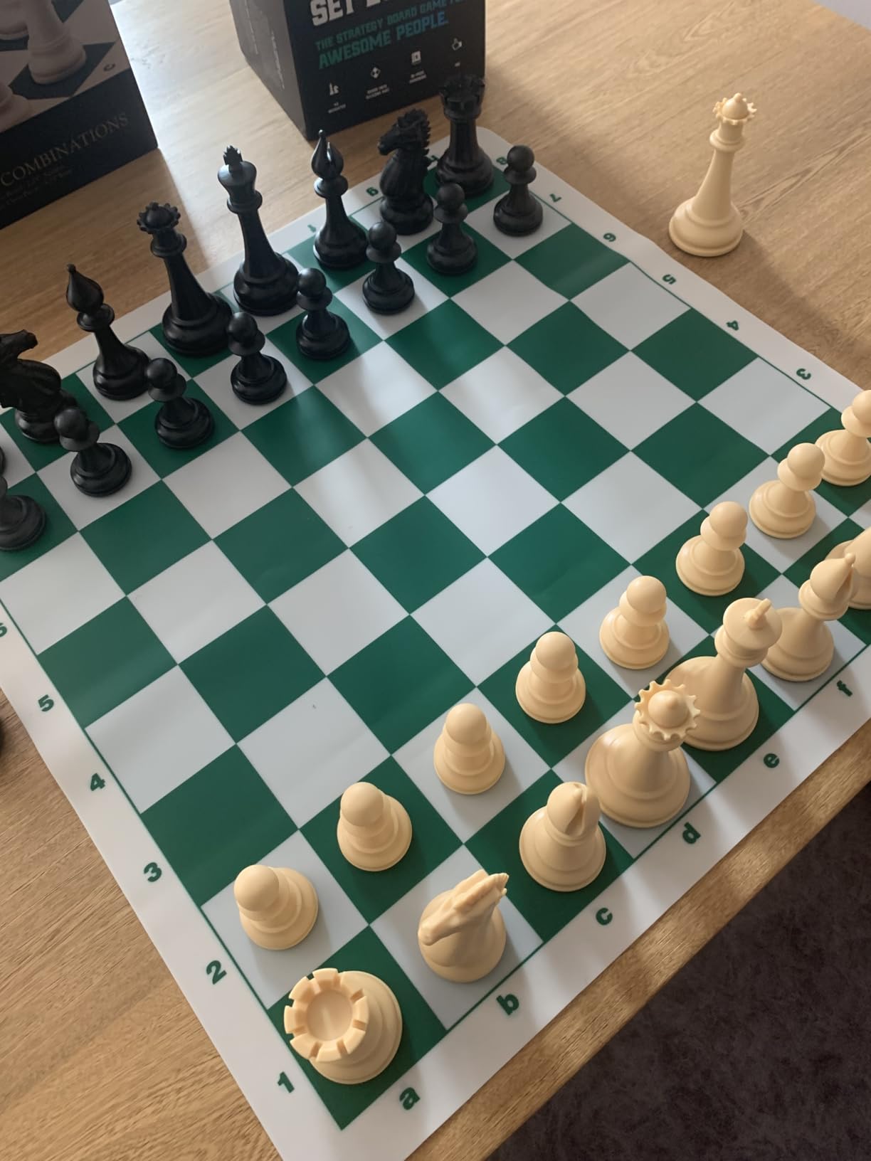 Best Chess Set Ever 4X Tournament Modern Chess Set with Weighted Staunton Pieces, 20x20 Double-Sided Silicone Board, Strategy Guide and Storage Bags for Adults & Kids customer photo 2