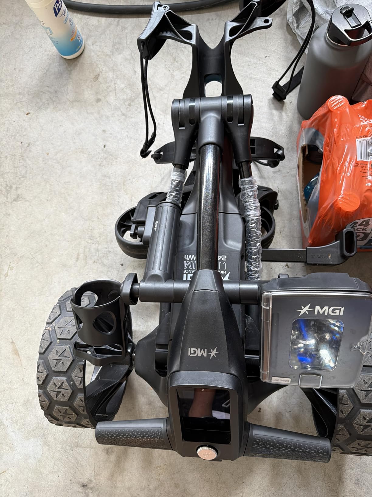 MGI Navigator Ai GPS+ Electric Golf Cart - 36 Hole Lithium Battery - Remote Control - Accessories Included (Drink, Umbrella, & GPS Phone Holder) customer photo 1