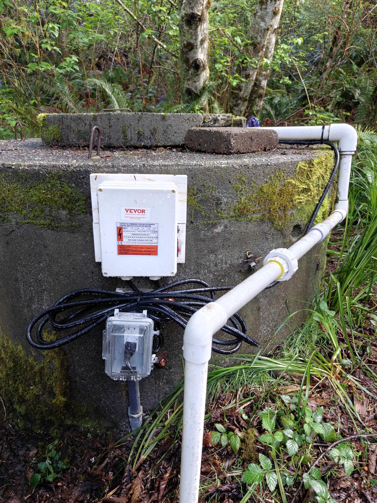 VEVOR Deep Well Submersible Pump, 1.5 HP, 115V, 37 GPM, 276ft Head, with Control Box, 4-inch Stainless Steel, IP68 Waterproof customer photo 2