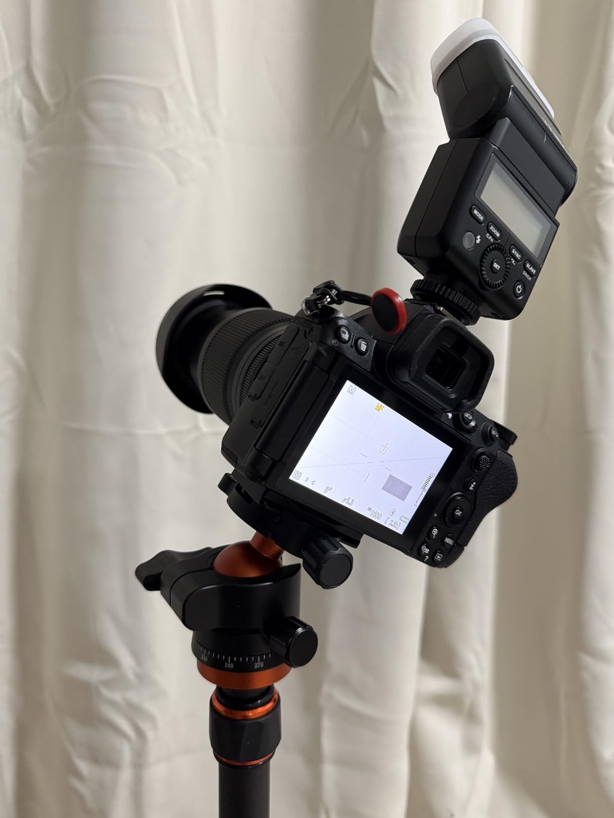 K&F CONCEPT 36mm Metal Tripod Ball Head 360 Degree Rotating Panoramic with 1/4 inch Quick Release Plate Bubble Level for Monopod Camera Camcorder Load Capacity up to 35.2 lbs/16KG customer photo 1