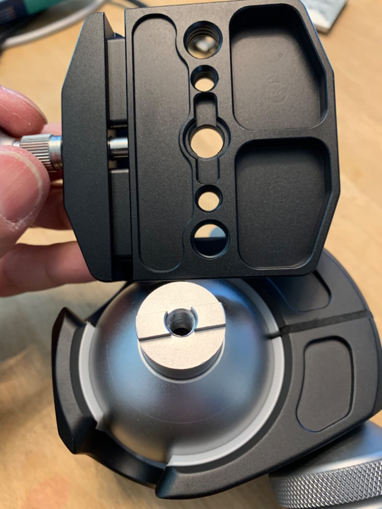 Low Profile Ball Head 55mm Tripod Ball Head Panoramic Tripod Head, CNC All Metal Tripod Camera Head for Tripods, WEYLLAN CH55 with Mlok Rail Arca Swiss Quick Release Plate, Max Load 88lbs/40kg customer photo 1