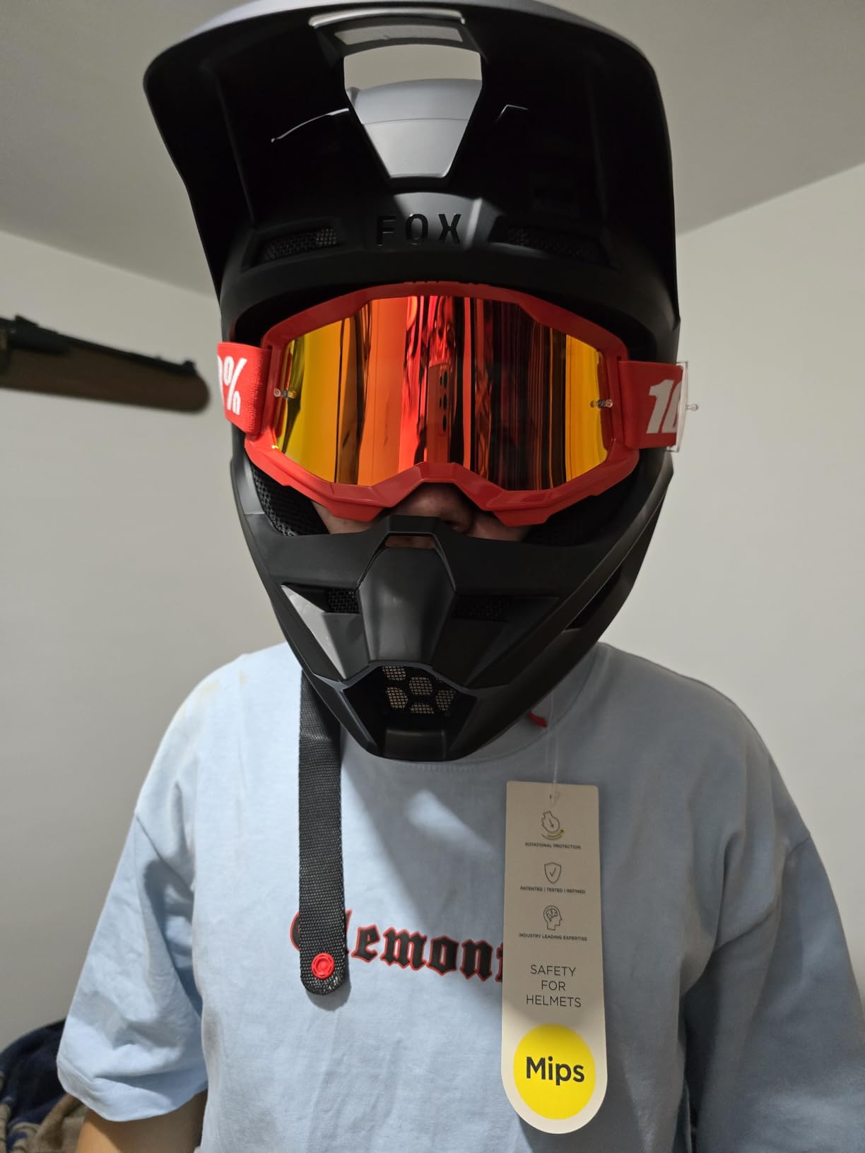 Fox Racing V Core MIPS Motocross Dirt Bike Helmet - Mid-Range Off-Road Helmet customer photo 2