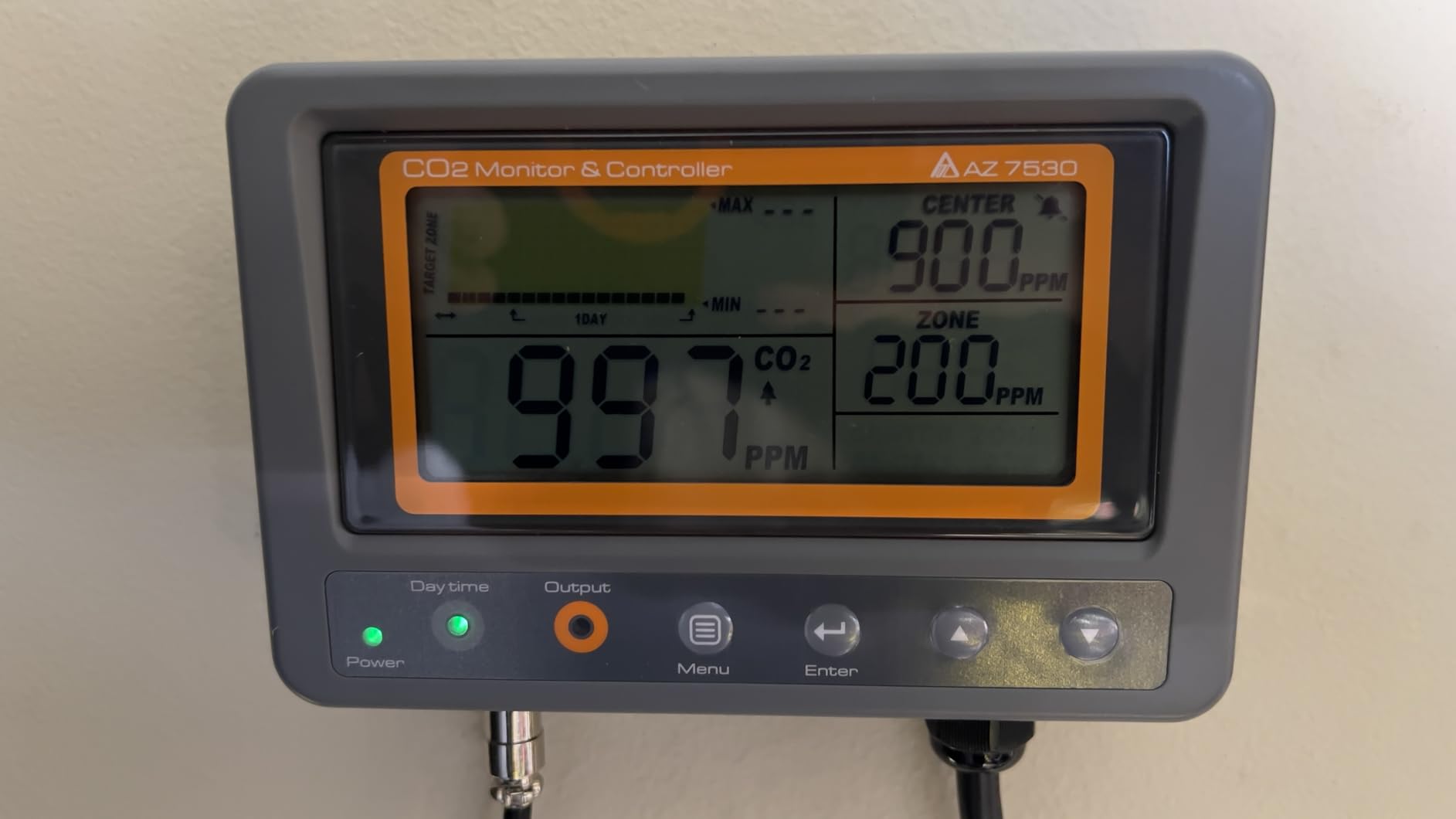 AC Infinity CO2 Regulator, Carbon Dioxide Monitor with Solenoid Valve and Gas Flow Meter, CO2 Gauge Gas System for Grow Tents, Grow Rooms, and Greenhouses customer photo 1